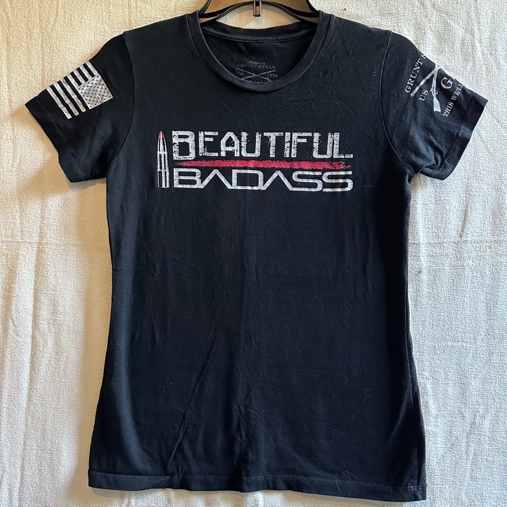 Black Tee, true to Jr size no fading. So cute!!!